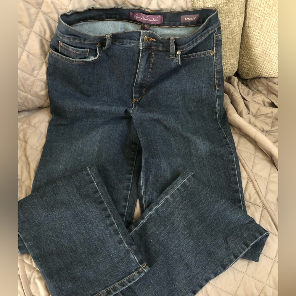 Gloria Vanderbilt blue jeans Amanda size 10